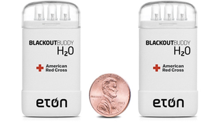 Just Add Water and This Tiny Emergency Flashlight Glows For 72 Hours